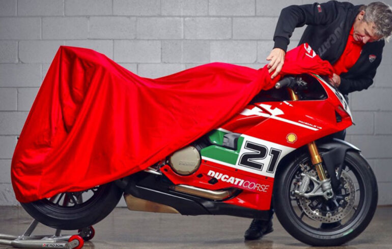 Ducati Panigale V2 Troy Bayliss Edition