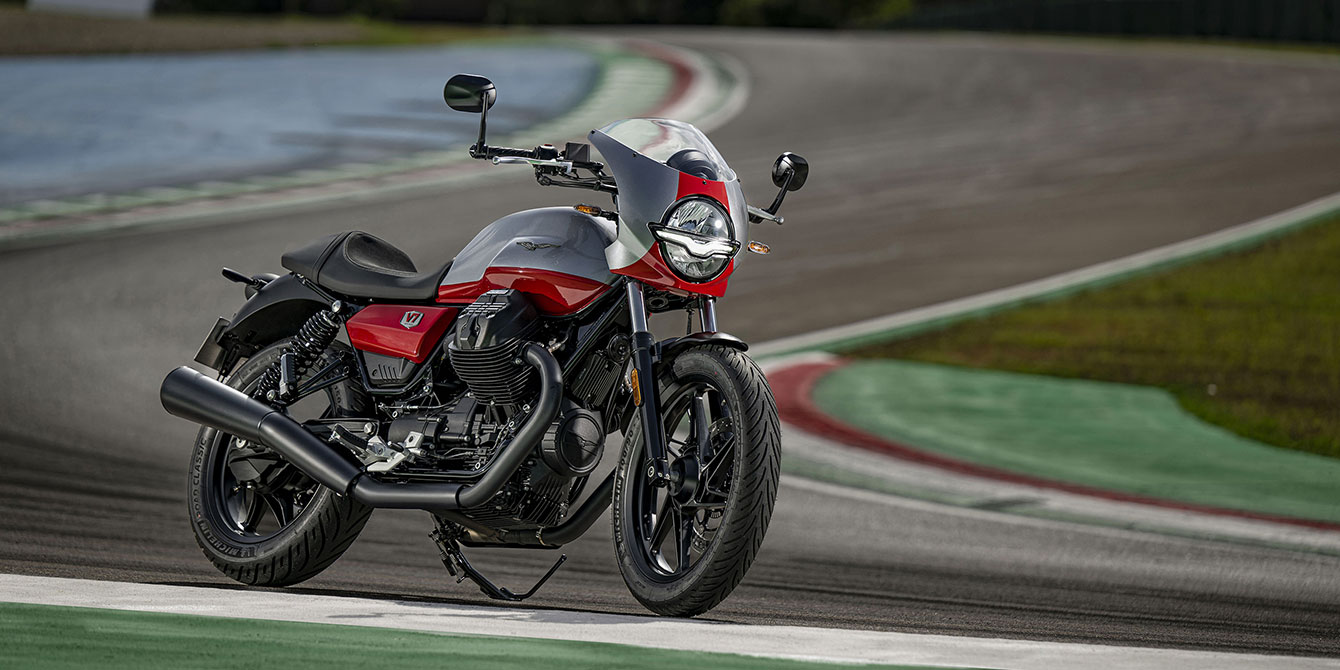 Νέα Moto Guzzi V7 Stone Corsa