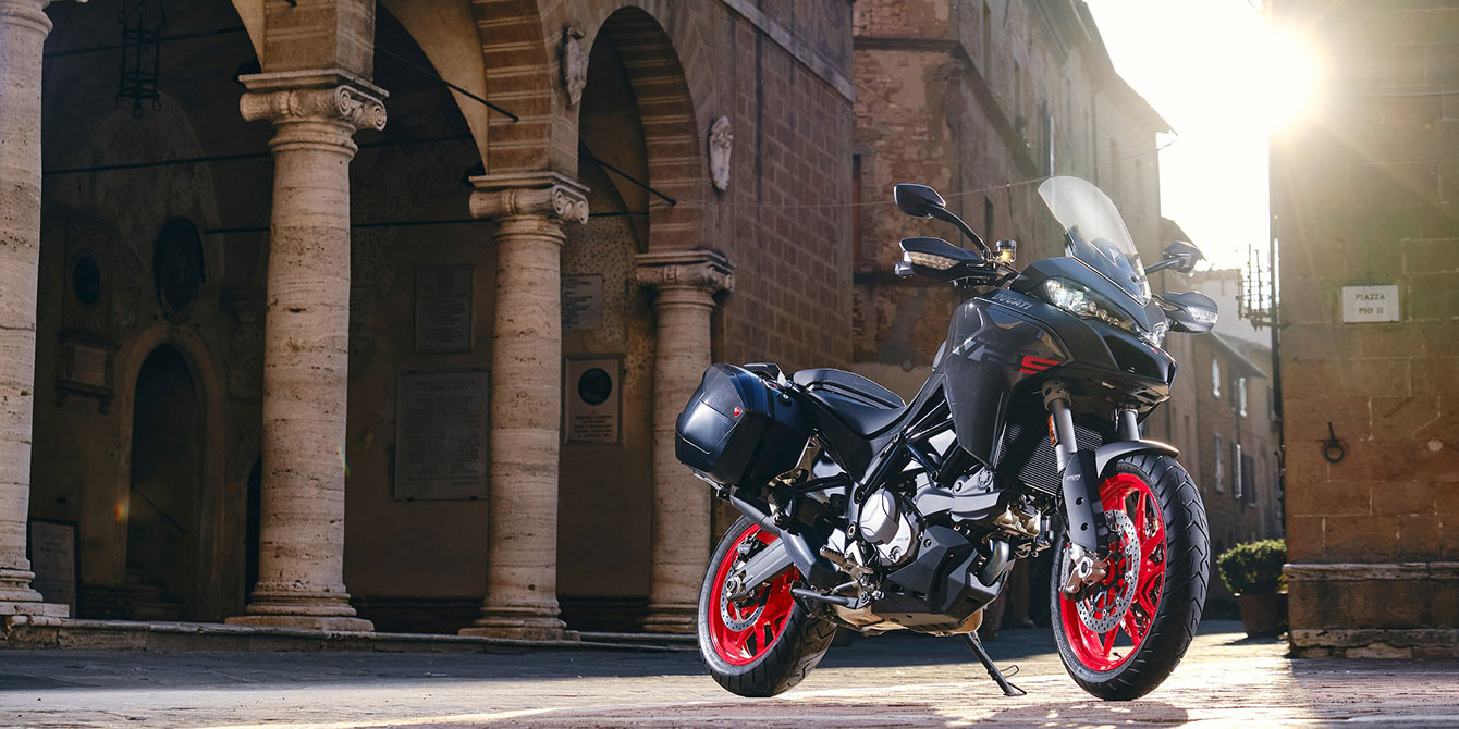 Ducati Multistrada V2 και V2S με όφελος 1.500!