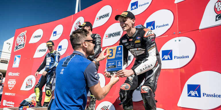 Ο 16χρονος Πρωταθλητής DINOS31 (Κωνσταντίνος Μαυρόπουλος) στο Παγκόσμιο Yamaha R7 Superfinale