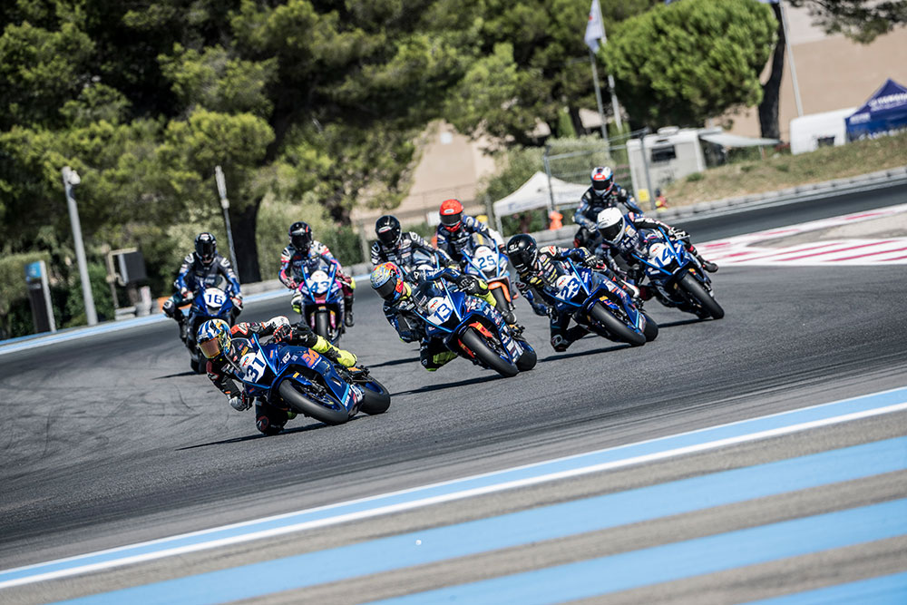 Ο 16χρονος Πρωταθλητής DINOS31 (Κωνσταντίνος Μαυρόπουλος) στο Παγκόσμιο Yamaha R7 Superfinale