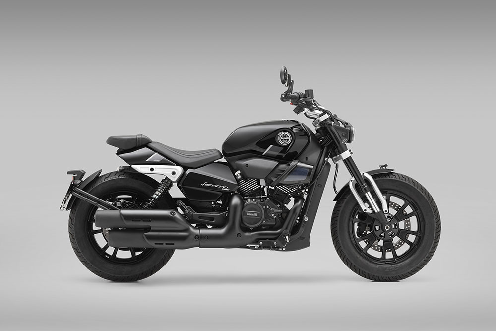 Άφιξη του Νέου Benelli Leoncino Bobber 400 στην Ελληνική Αγορά