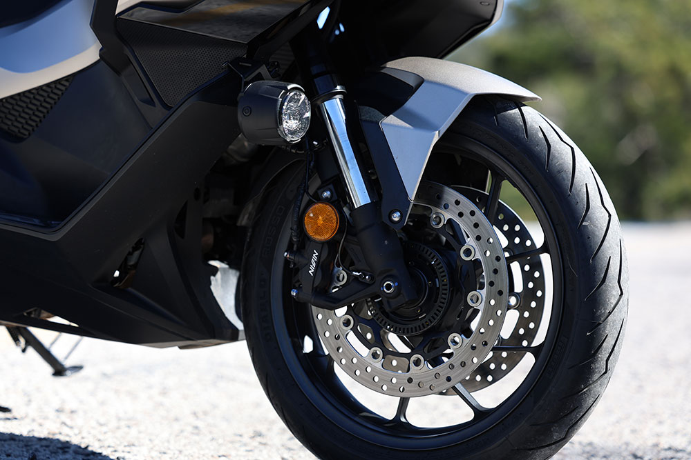 ΔΟΚΙΜΗ Honda Forza 750 ΜΥ25