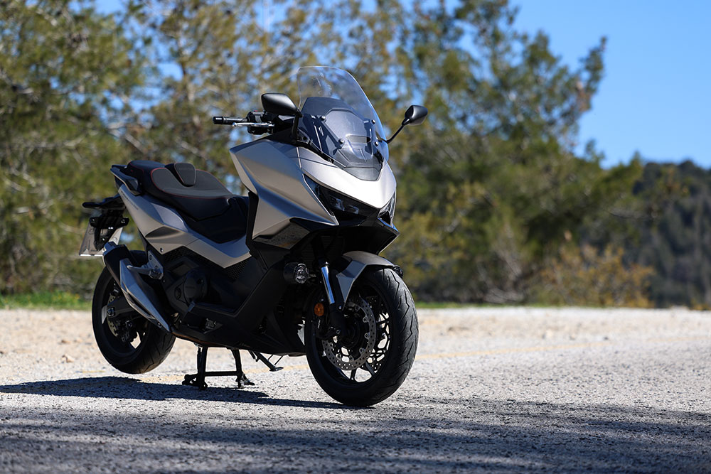 ΔΟΚΙΜΗ Honda Forza 750 ΜΥ25