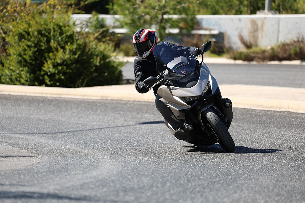 ΔΟΚΙΜΗ Honda Forza 750 ΜΥ25