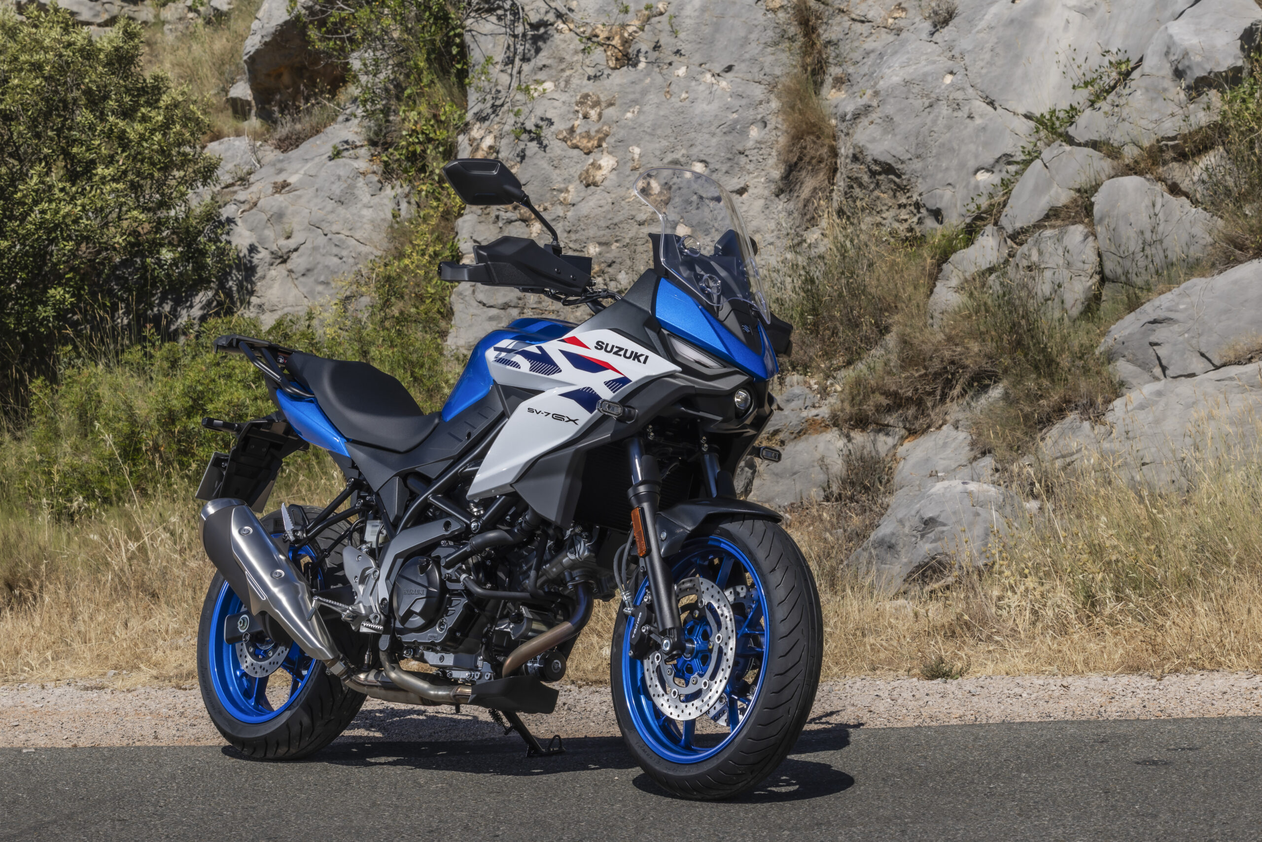 Αποστολή Γαλλία: Suzuki SV-7GX 2026