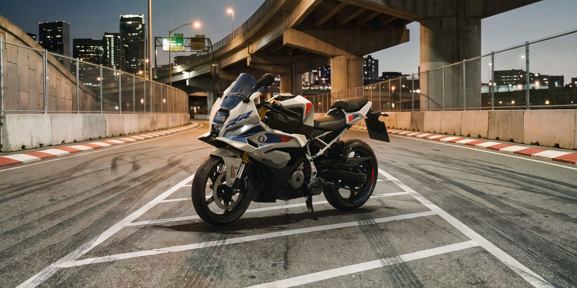 Η BMW F 450 RR, η νέα supersport της BMW Motorrad με 48 ίππους