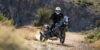 Kawasaki KLE650 2027 με ακτινωτό τροχό 21 ιντσών σε χωματόδρομο