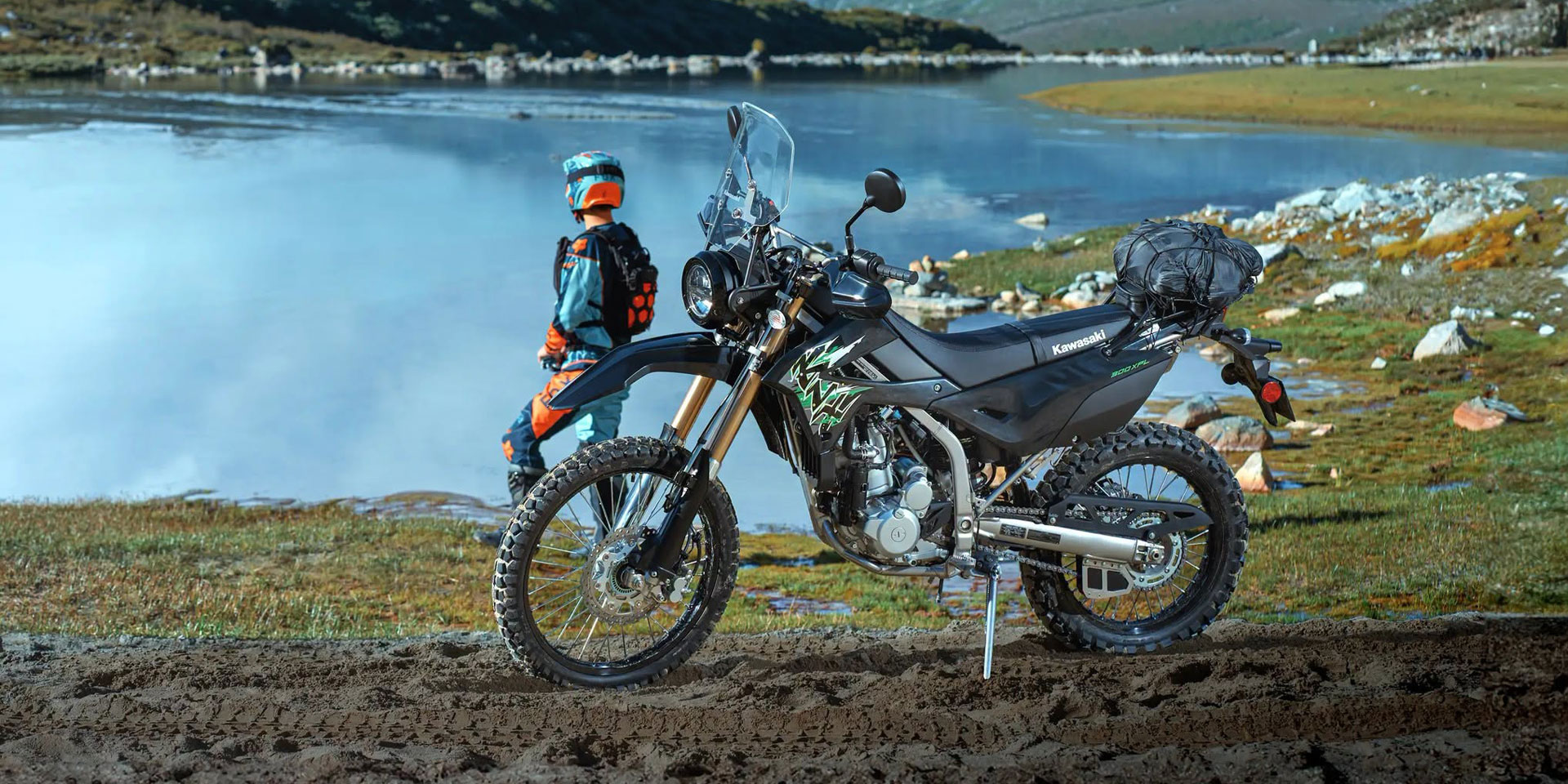Kawasaki KLX300 2027 XPL με ψηλό παρμπρίζ και σχάρα
