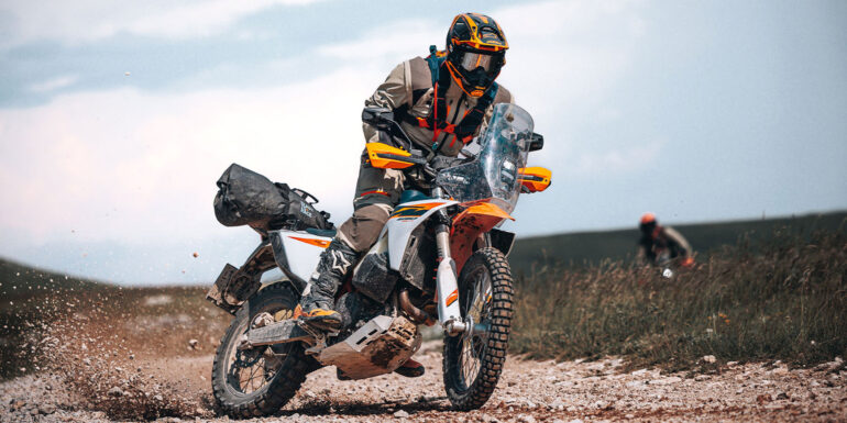 KTM 690 Rally με rally tower και εμπρός ρεζερβουάρ
